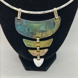 Designer Robert Lee Morris RLM SOHO Silver Tone Patina Fishbone Pendant Necklace